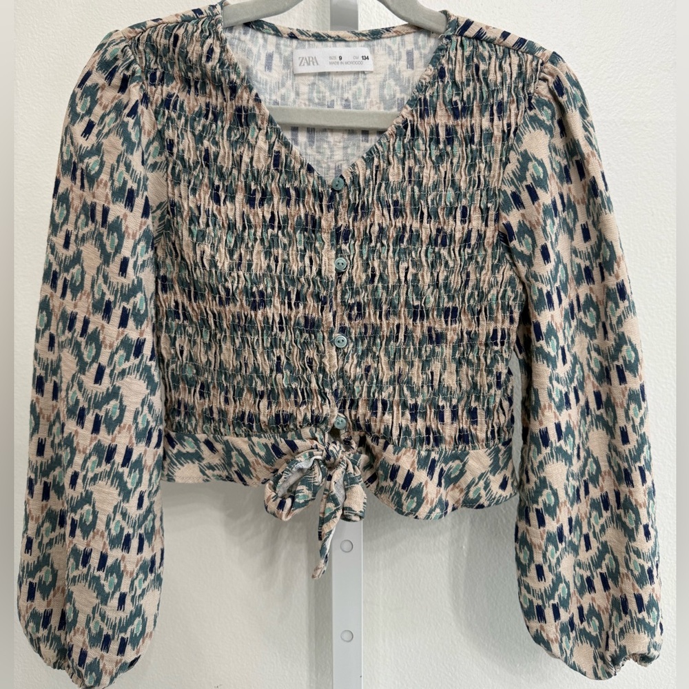 Zara Kid's Blue and Cream Smocked Blouse